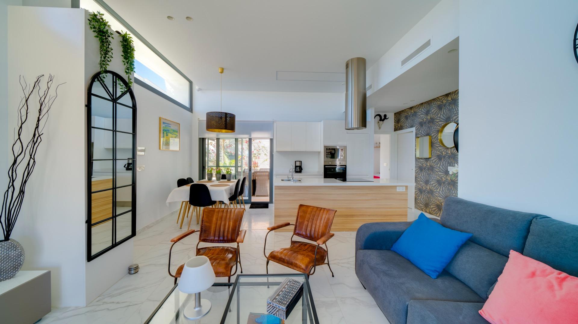 Parduodama vieno aukšto vila su baseinu Ispanijoje