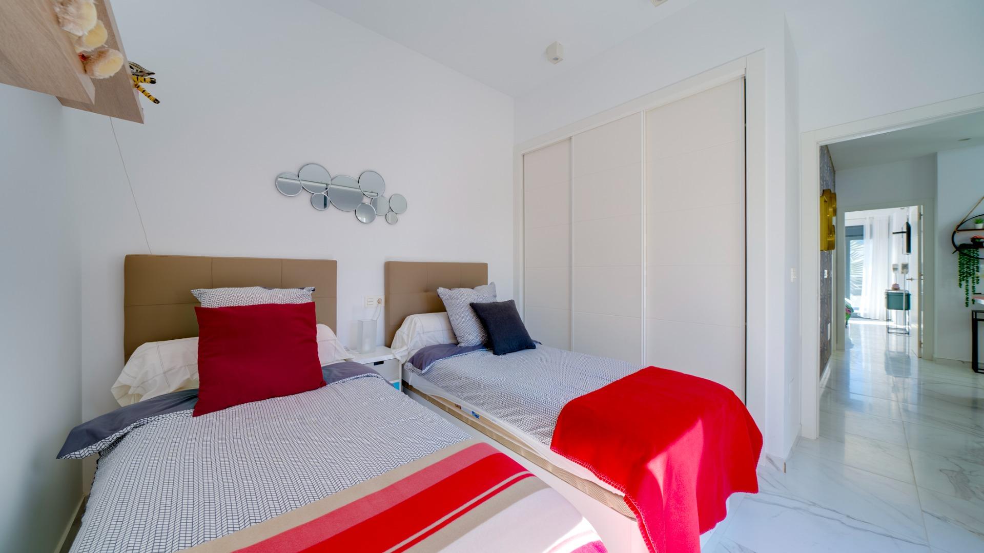 Parduodama vieno aukšto vila su baseinu Ispanijoje