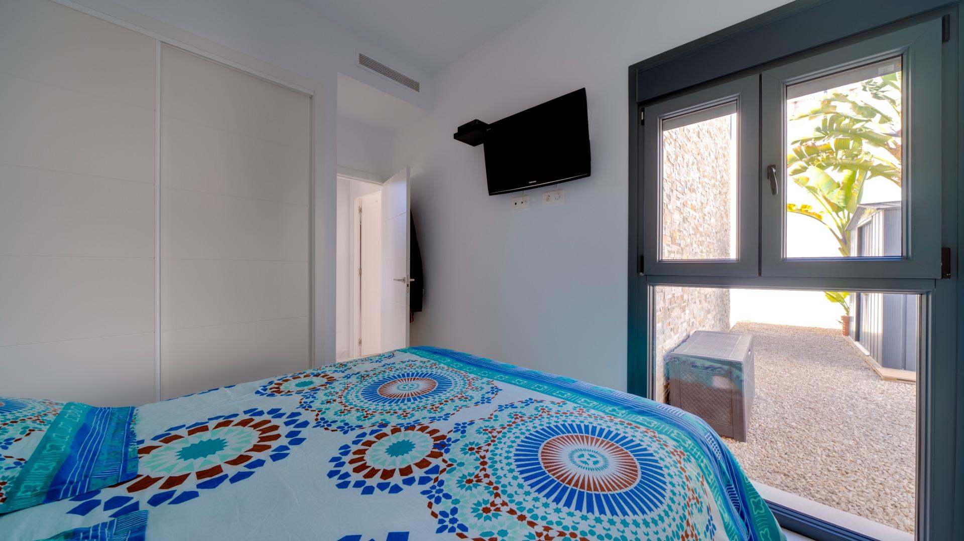 Parduodama vieno aukšto vila su baseinu Ispanijoje