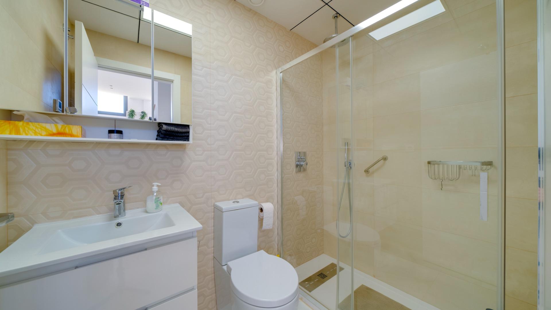 Parduodama vieno aukšto vila su baseinu Ispanijoje