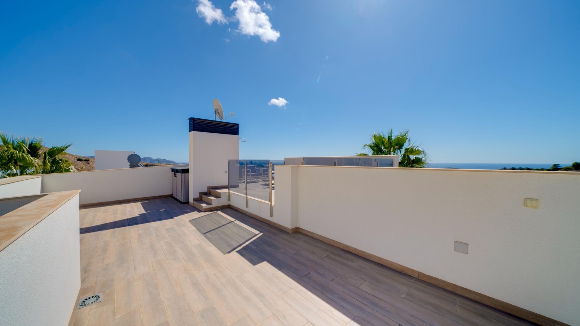 Parduodama vieno aukšto vila su baseinu Ispanijoje