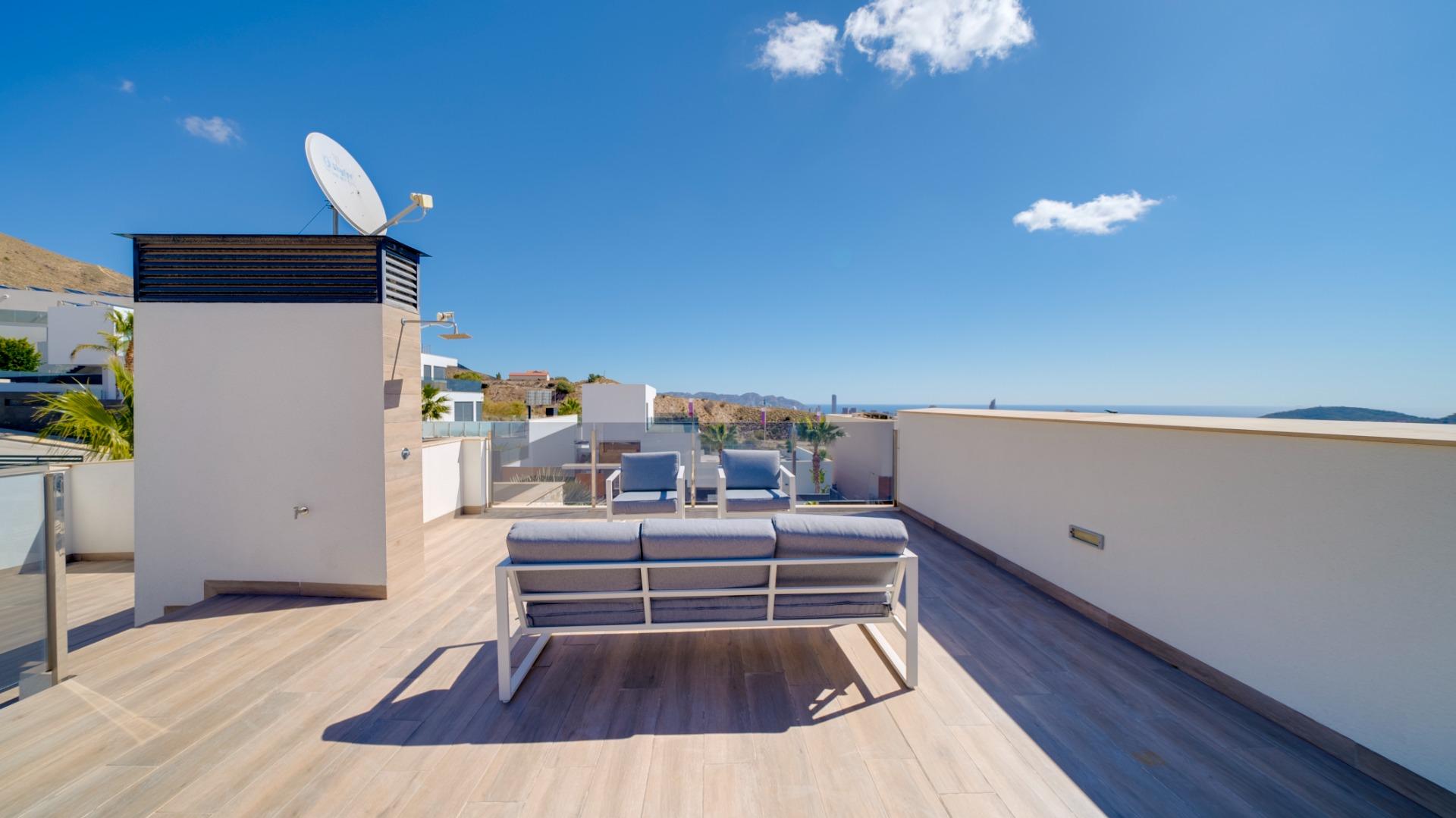 Parduodama vieno aukšto vila su baseinu Ispanijoje