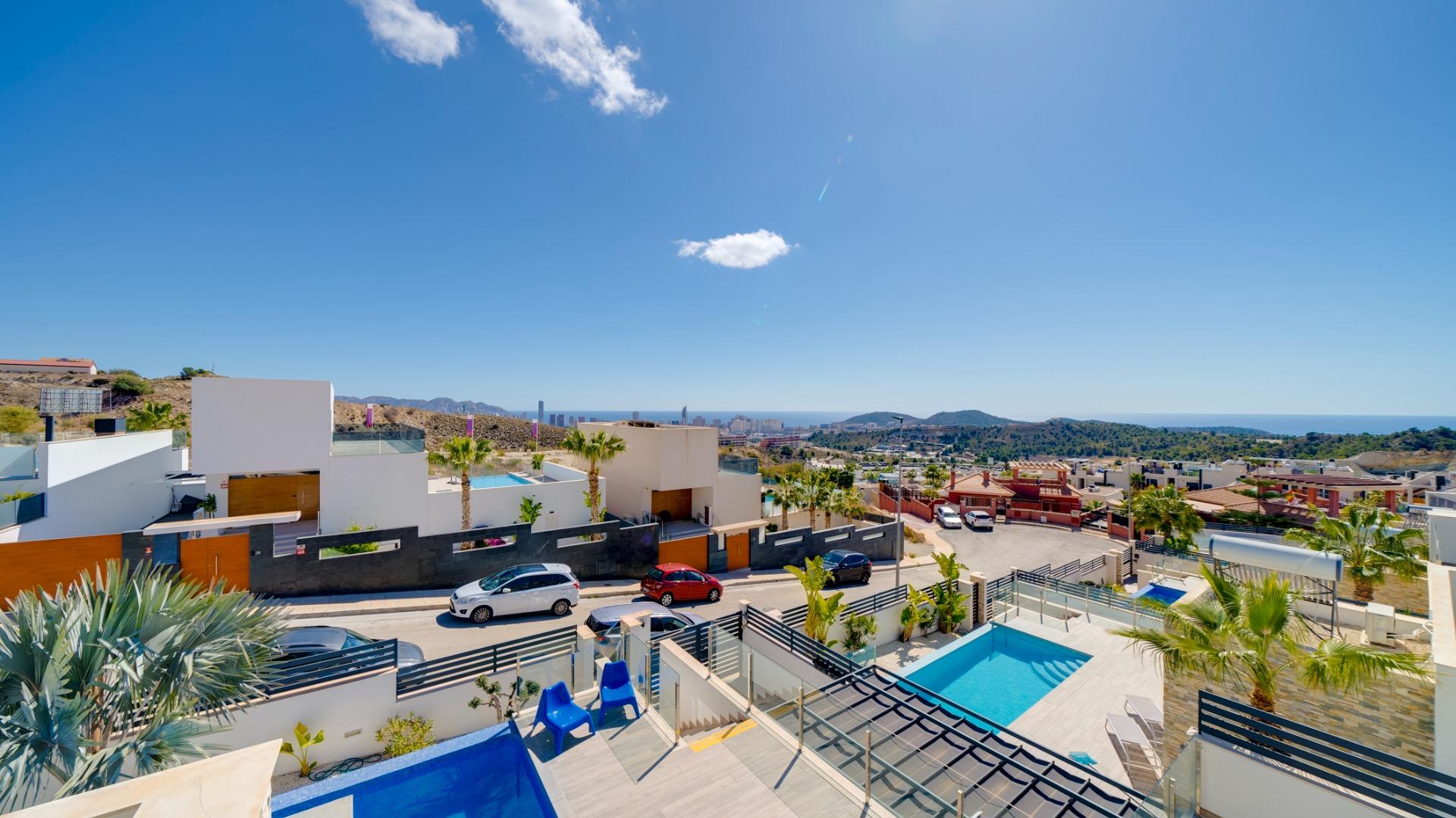 Parduodama vieno aukšto vila su baseinu Ispanijoje