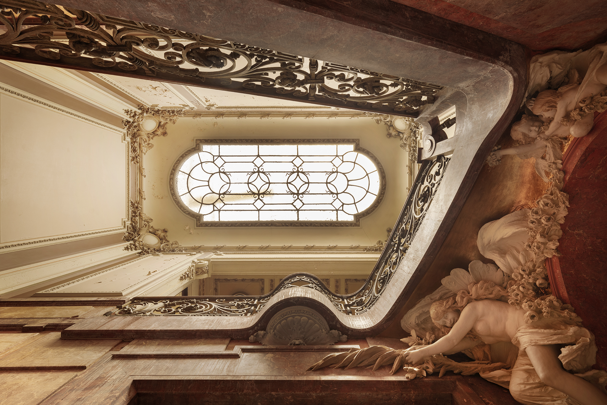 Parduodamas išskirtinis autentiškas butas Porto centre