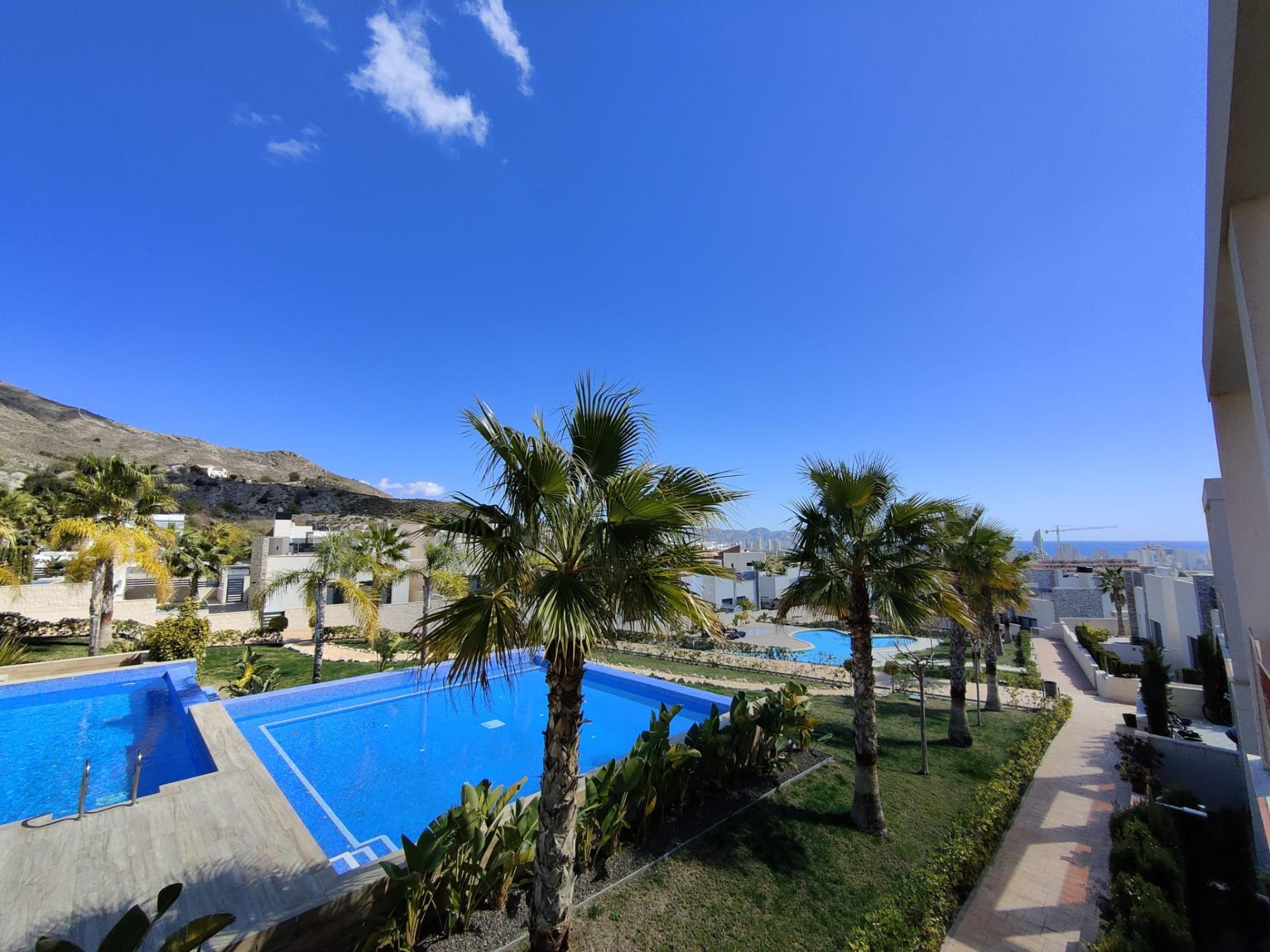 Parduodamas kotedžas Ispanijoje prie jūros